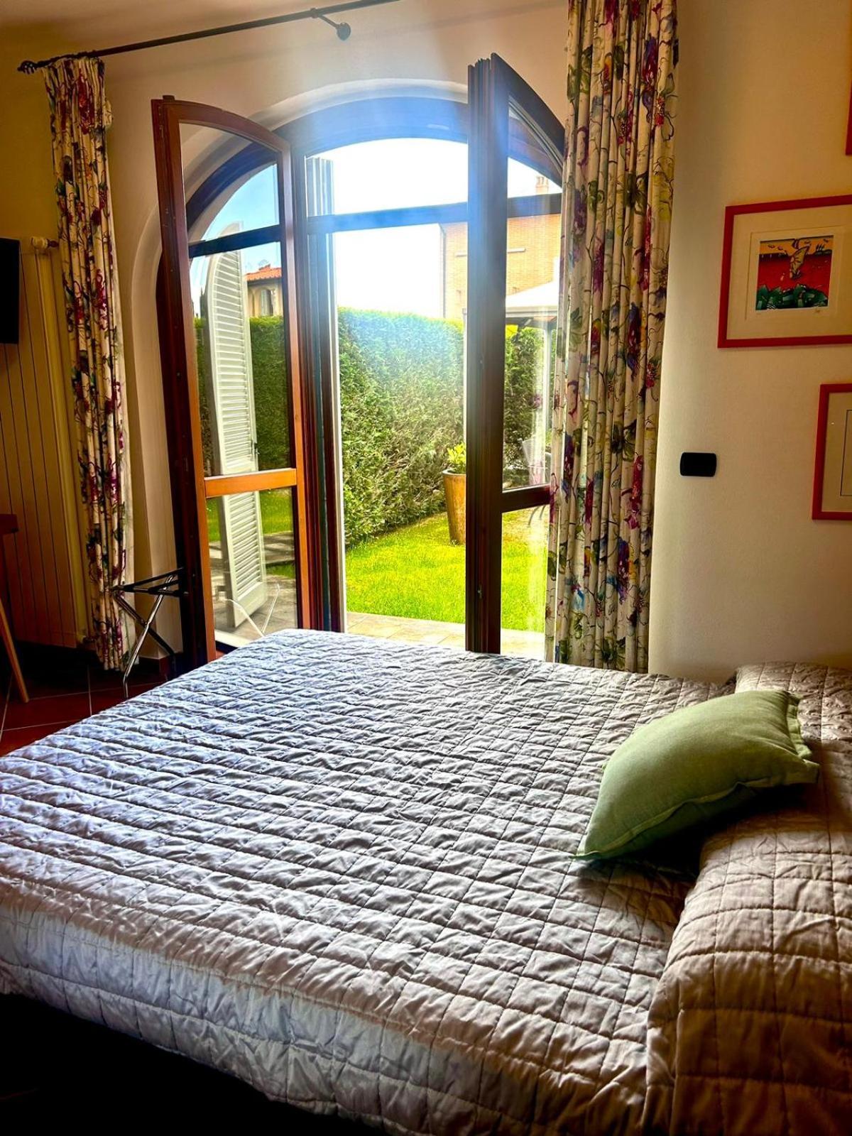 مبيت وإفطار كاستيلْنْوافو بيراردين Casa Paola Nel Chianti الغرفة الصورة