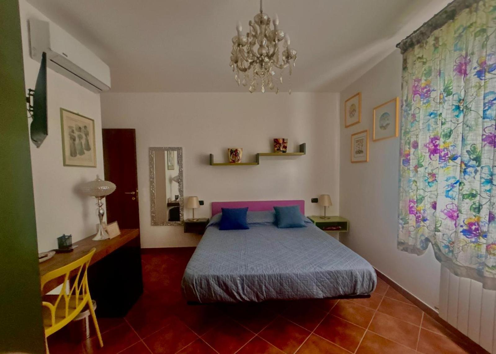 مبيت وإفطار كاستيلْنْوافو بيراردين Casa Paola Nel Chianti الغرفة الصورة