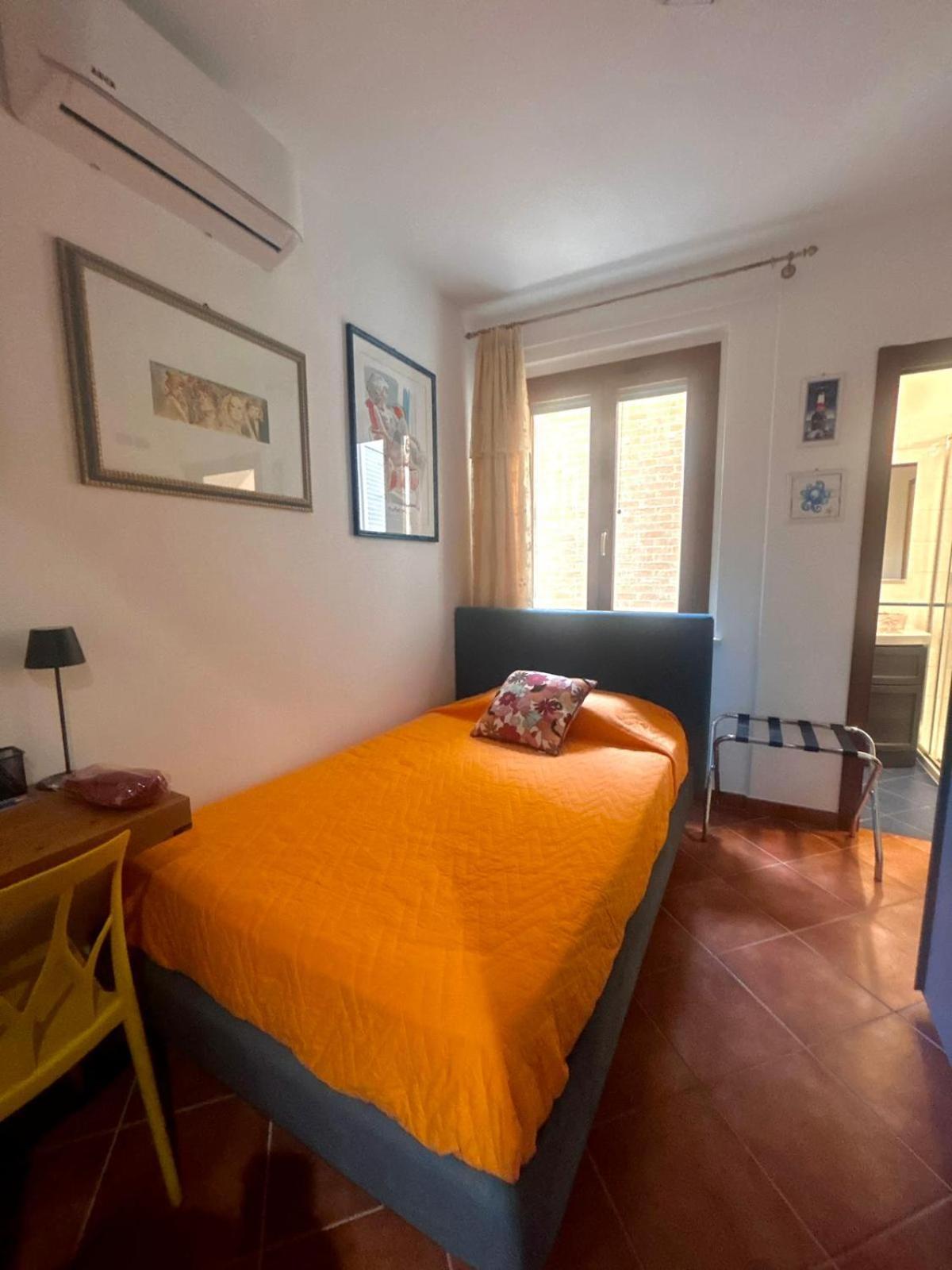 مبيت وإفطار كاستيلْنْوافو بيراردين Casa Paola Nel Chianti الغرفة الصورة