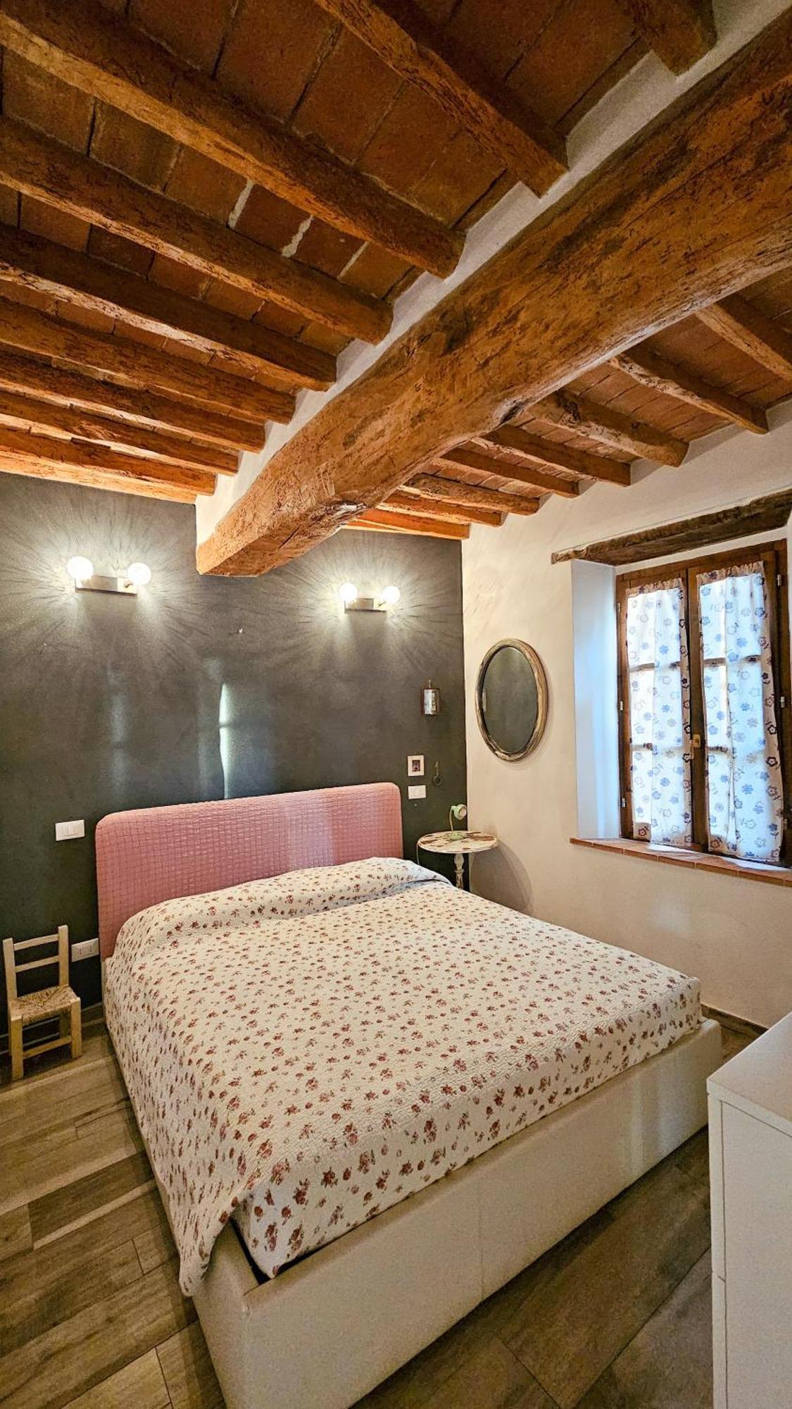 مبيت وإفطار كاستيلْنْوافو بيراردين Casa Paola Nel Chianti الغرفة الصورة